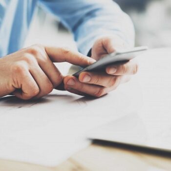 What are best features for implementing Chatbot & AI enabled Attendance Software in Saudi Arabia and how it gives benefit to organizations?